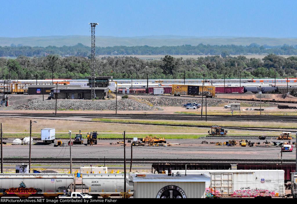 Westbound hump track